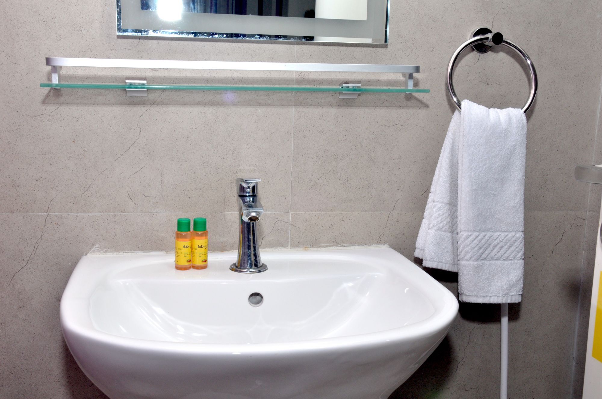 Hotel Fabhotel Brook Elan Viman Nagar 3*